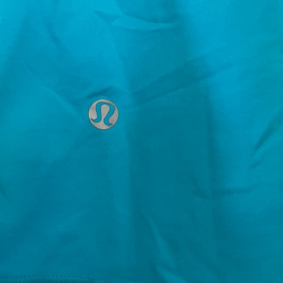 Lululemon Athletica tank — size 4 - Picture 3 of 4